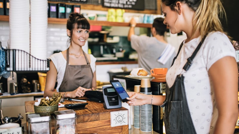 pay-with-mobile-coffee-800x450-min